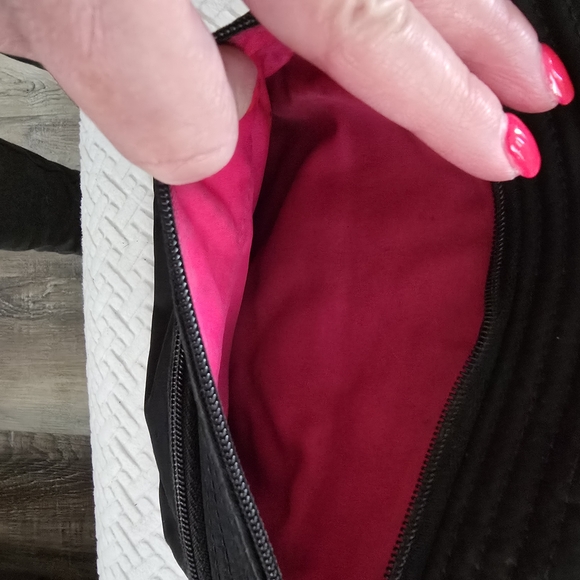 Dooney & Bourke Black Crossbody Bag - Picture 3 of 3